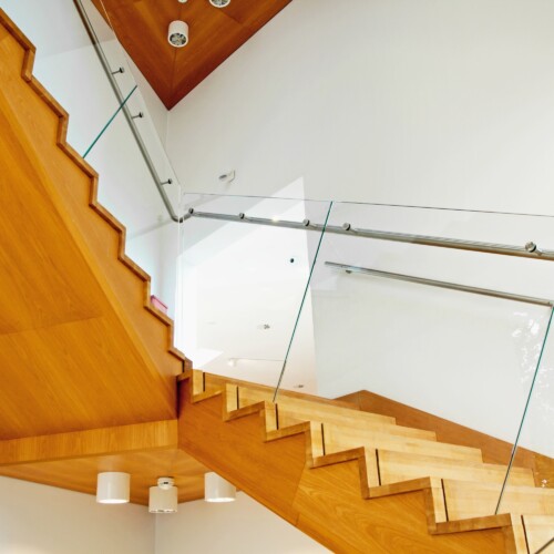 <strong>Bespoke Oak Staircases</strong>