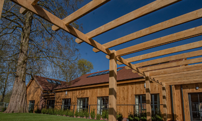 Oak Pergolas: Adding Style, Shade & Structure to Your Outdoor Space