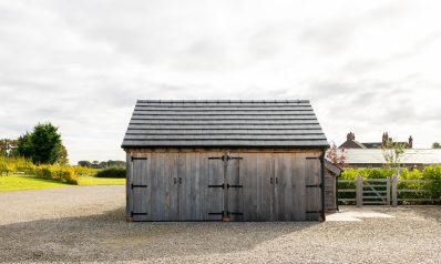 Do I Need Planning Permission for an Oak Garage?